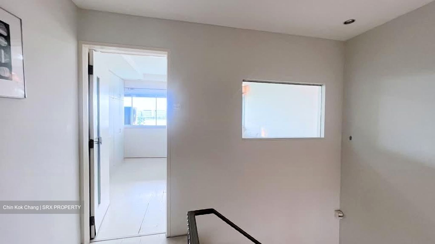 Blk 51 Teban Gardens Road (Jurong East), HDB Executive #561807691
